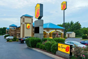  Super 8 by Wyndham Franklin Hwy 31  Франклин